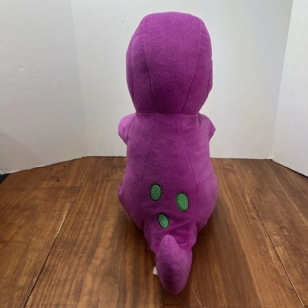 Barney 18